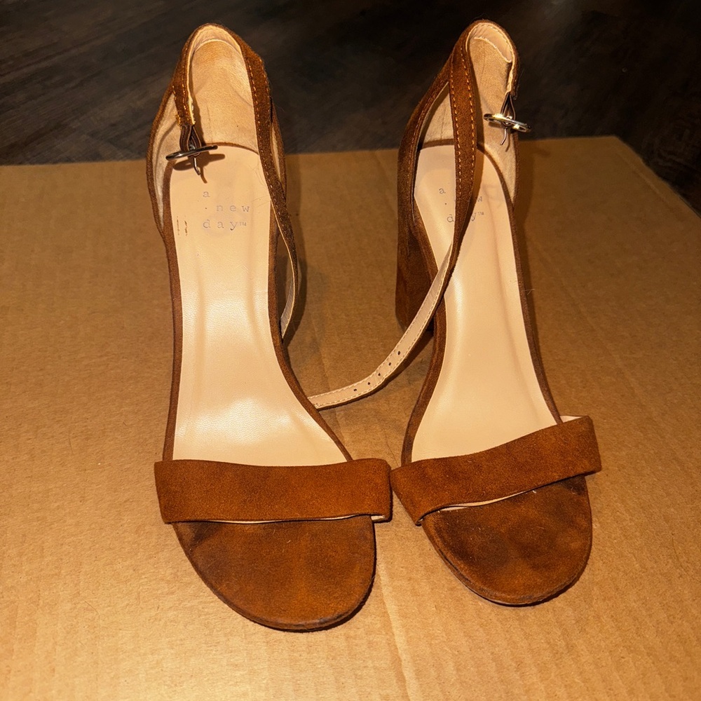 A New Day Brown Women's Heels